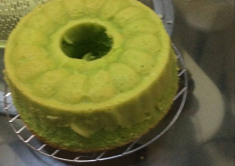 Resep Pandan cake versi butter cake, simpel, cepat, tanpa pengembang
dan SP - Santy sansan