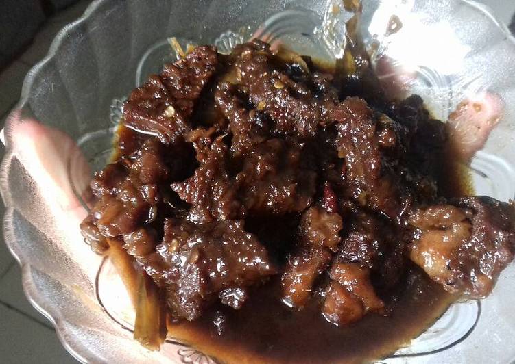 gambar untuk cara membuat Semur daging simple ??