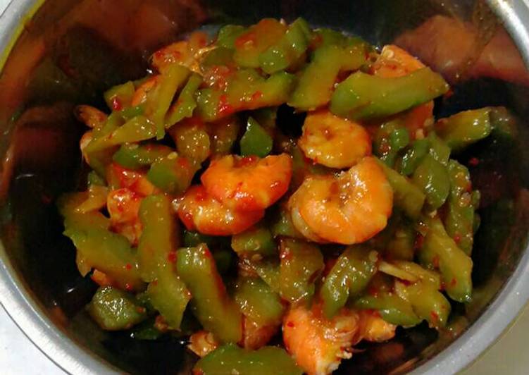 Resep Tumis pare udang saos tiram pedas Karya Lie Yanti