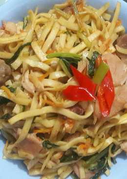 Mie Goreng Lebar