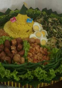 Nasi Tumpeng Ulang Tahun