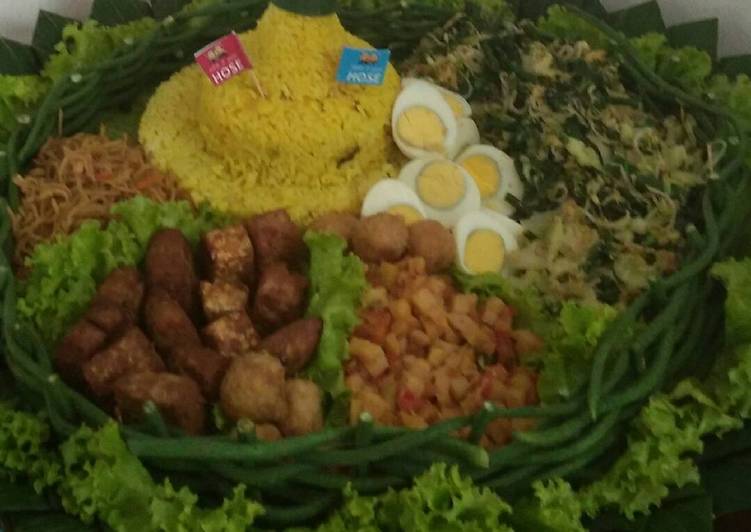 gambar untuk resep makanan Nasi Tumpeng Ulang Tahun