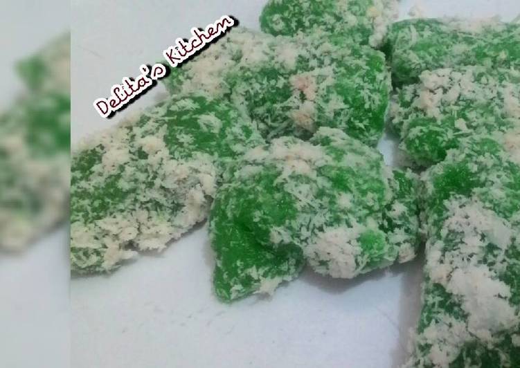 Resep Ongol-ongol Singkong/Lapis Singkong Dari Delita's Kitchen