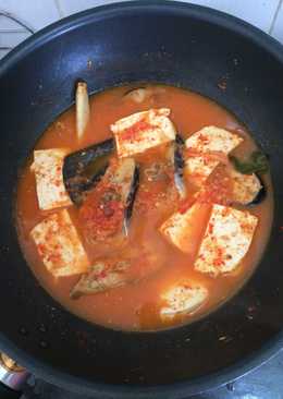 Asam padeh (asam pedas)patin tahu