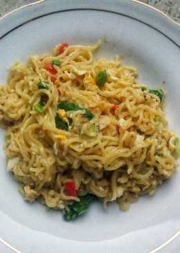 Mie goreng instant