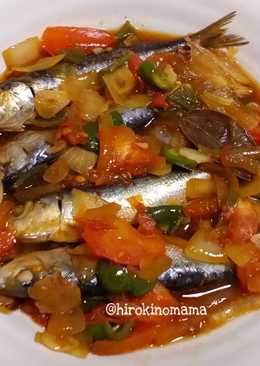 Ikan asin masak tomat& cabe ijo