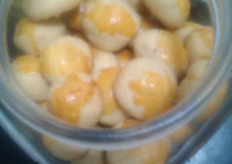 cara membuat nastar kacang mede ( ringan dan garing)