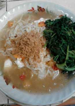 Mie seddap soto campur ala peny