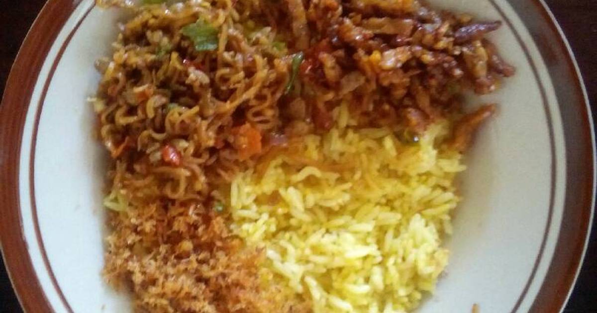  Resep  Nasi  kuning simple  oleh Dewi Cookpad