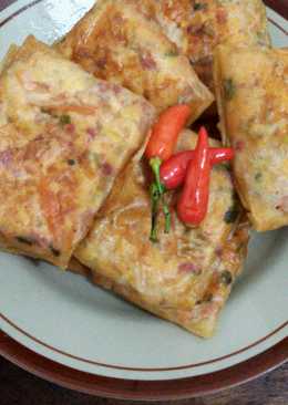 Martabak tahu cornet