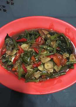 Tumis kangkung saus tiram