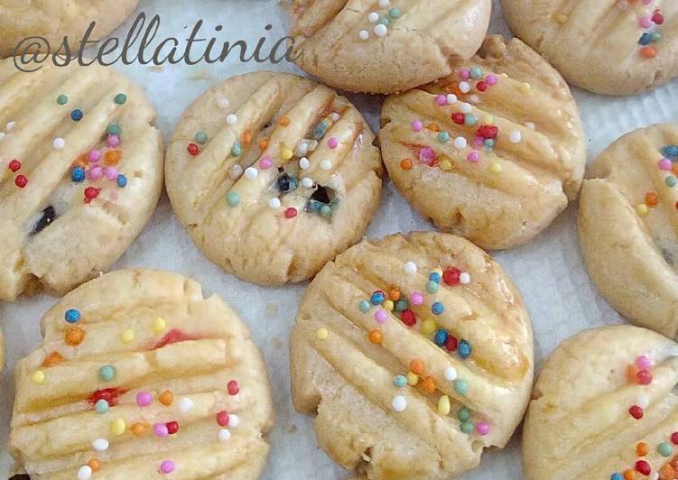 gambar untuk cara membuat Chocochip Sweet Cookies manis renyah