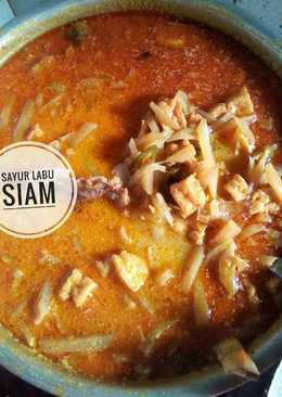 Sayur labu siam untuk lontong sayur