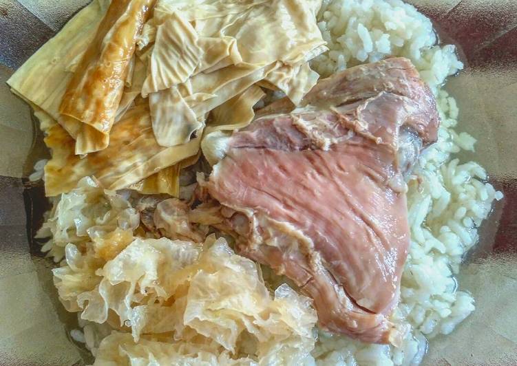 Resep Sup Ayam Kampung + Jamur Salju + Kembang Tahu - Nyonya Jaya
Cooking
