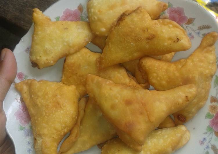 resep Sambosa isi daging