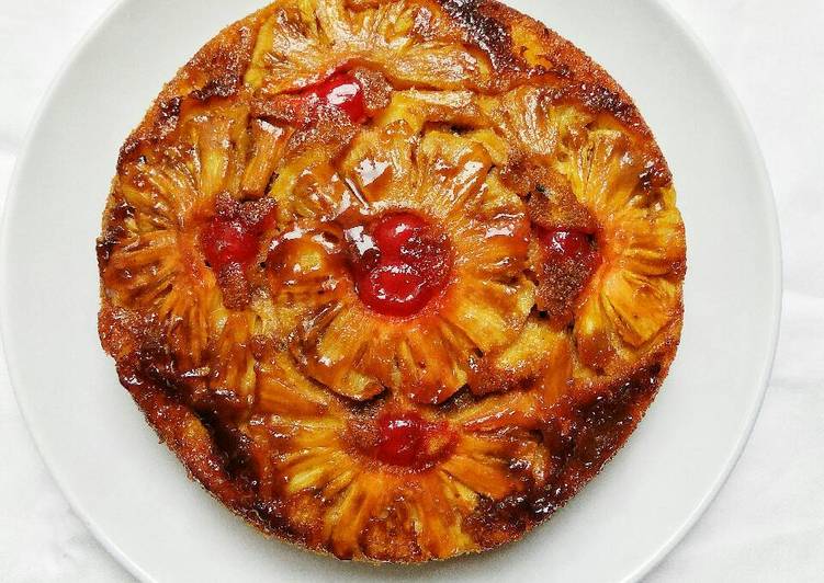 resep masakan Pineapple upside down cake (kue nanas)