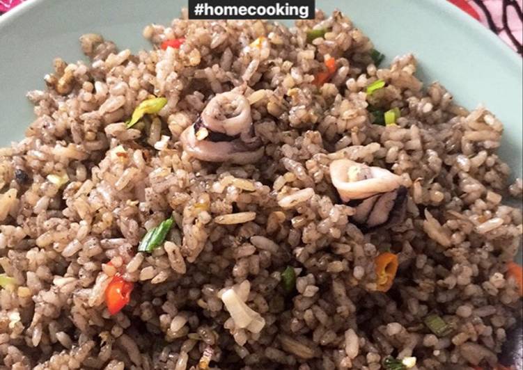 Resep Nasi Goreng Cumi Hitam Pedas Oleh Dera Cyndraillah