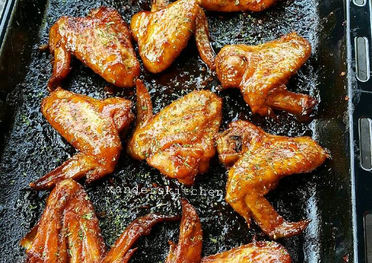 Resep Spicy garlic chicken wings Oleh Xander's Kitchen