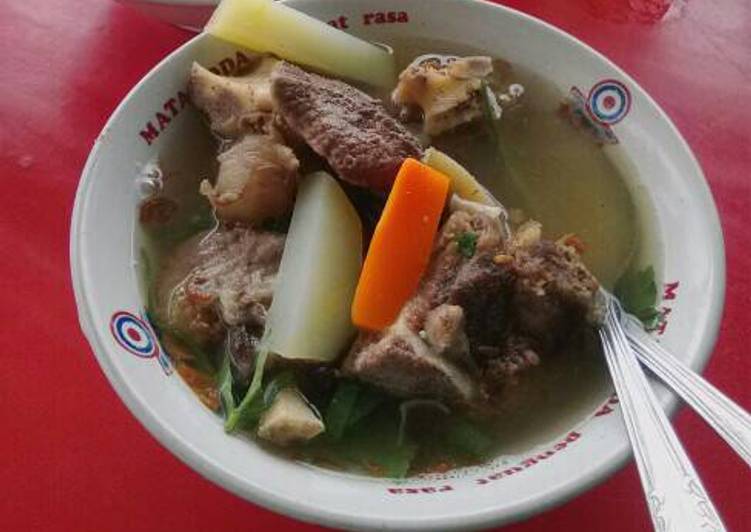 resep lengkap untuk Sop Buntut Sapi Amazing