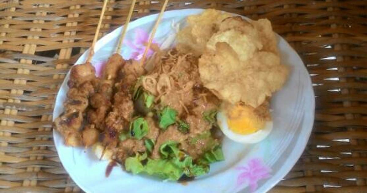  Resep Gado gado sate ayam bakar bumbu kacang ala Cut Dewi 