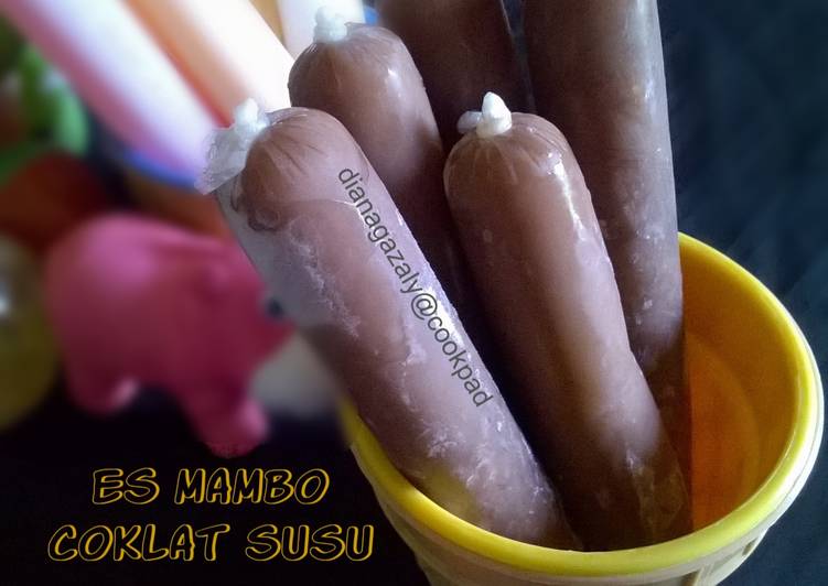 bahan dan cara membuat Es Mambo Coklat Susu