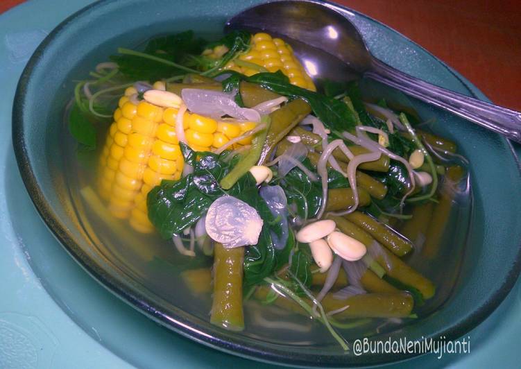 gambar untuk resep makanan Sayur Bening Kunci BATAGUNG (BAyam TAuge jaGUNG)