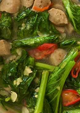 Oseng Sawi Bakso Saos Tiram