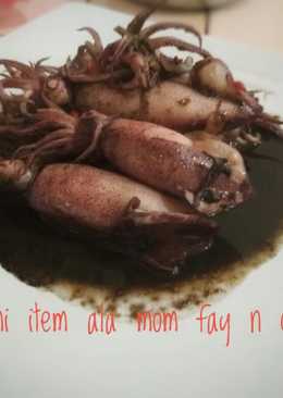 Cumi item pedas