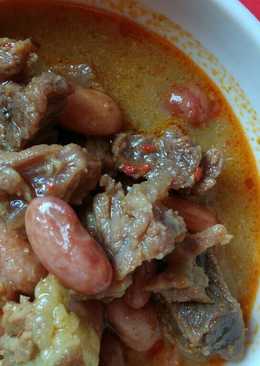 Gulai daging sapi kacang merah