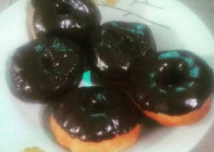 cara membuat Donut Tape empuk (2 telur)