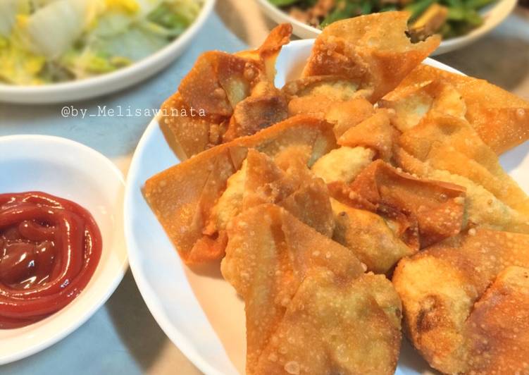 Resep Pangsit goreng isi udang nyumi Dari Melisa Winatamarjito