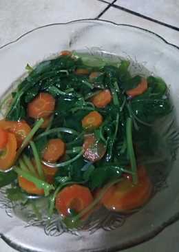 Sayur bening bayam (masakan rumahan)