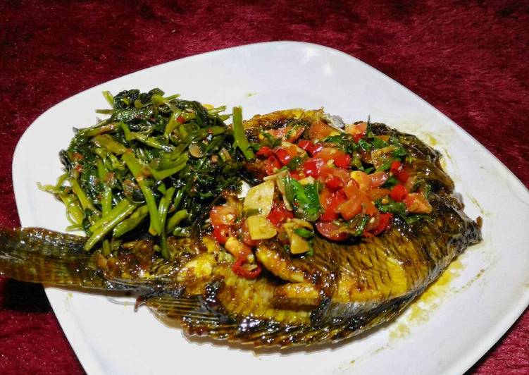 Resep Ikan Bakar Kurma dengan Sambal Dabu-dabu Kiriman dari Galuh
Nalara'ies D