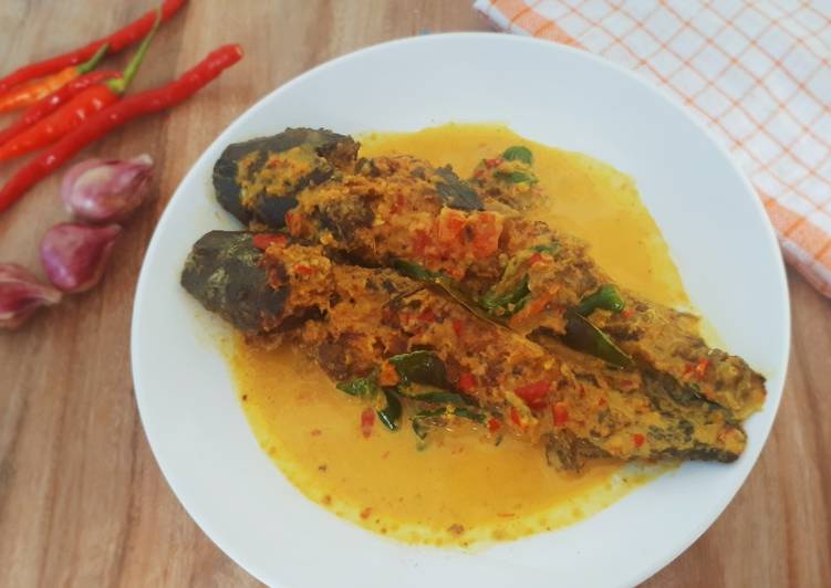 resep lengkap untuk Mangut Lele