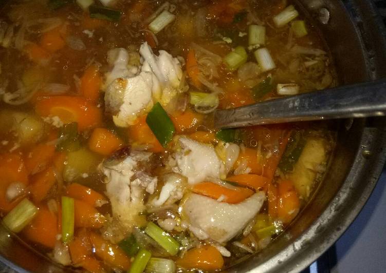 Resep Sop ayam lezat enak Dari farrah mercita brillianty