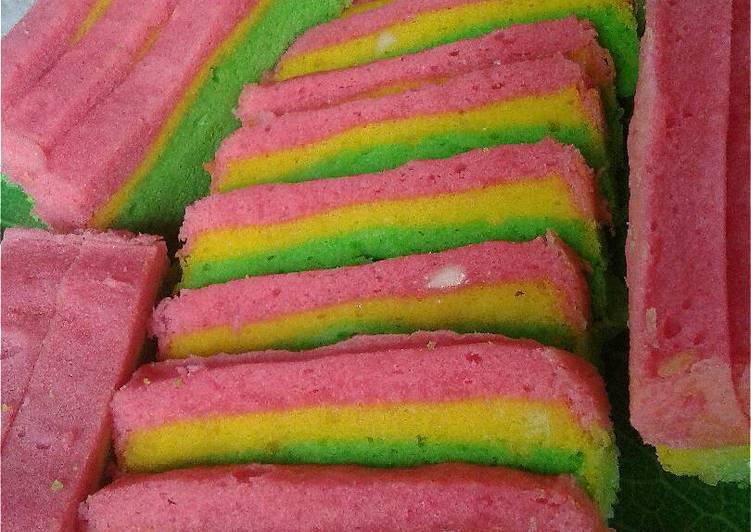 Resep Cheese Cake Kukus Rainbow (No Oven) By Pratiwi Waisnawati