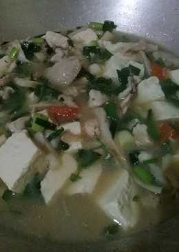 Sop tahu, ayam dan jamur