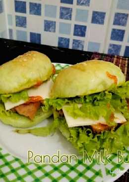 4. Pandan Milk Bun / Burger Bun Eggless untuk Bekal Praktis