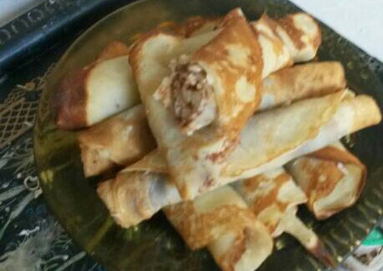 Resep Crepes pisang isi nuttela keju Kiriman dari Gita Satya Ananda