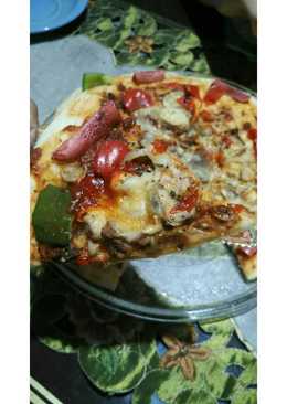 Pizza komplit (beef, chicken, mushroom, and sosis)
