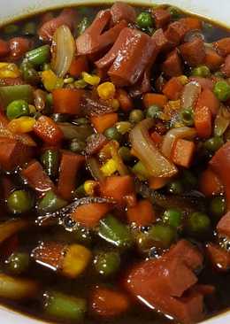 Sosis sayur campur masak kecap