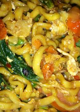 Spicy fried noodle