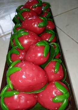 Kue ku strowbery lucu..