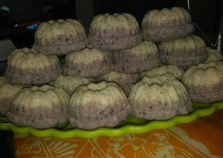 resep makanan Kue kukus putu ayu ubi ungu