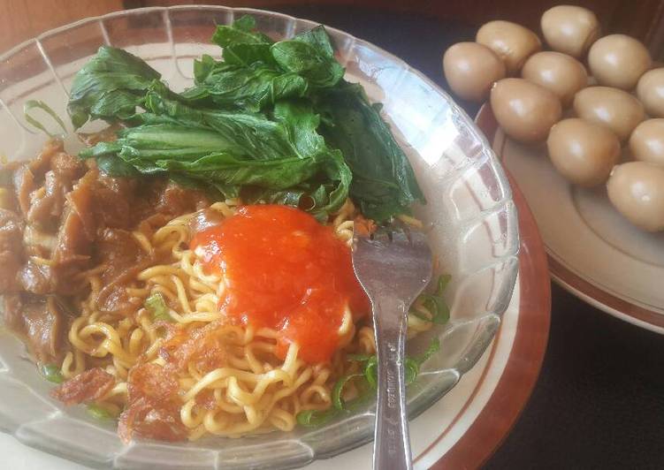 resep lengkap untuk Mie Ayam Jamur