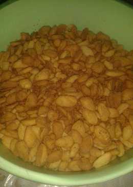 Biji ketapang manis wangi