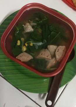 Sayur Bayam isi Jagung dan Bakso (Magic Com)