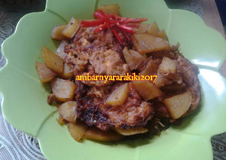 resep masakan Semur kentang telur