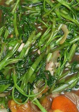 Tumis kangkung terasi saus tiram