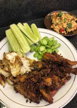 Ayam goreng bumbu kuning